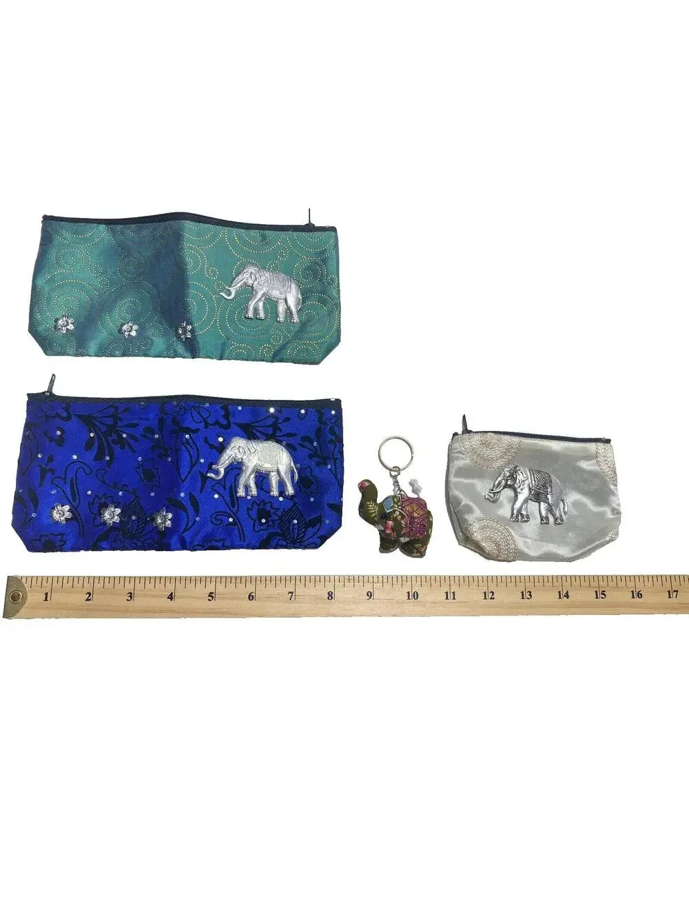Elephant pouches With Zippers and elephant key chain Brand New